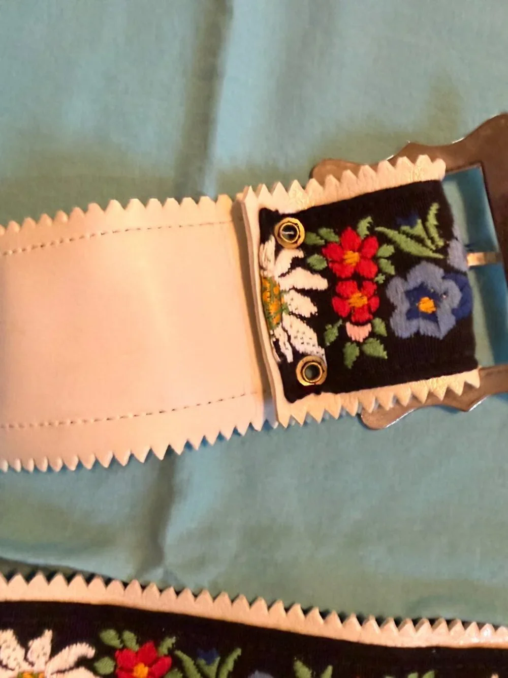 Wide Black Womens' Belt with Embroidered Stylized Flowers and Silver Buckle